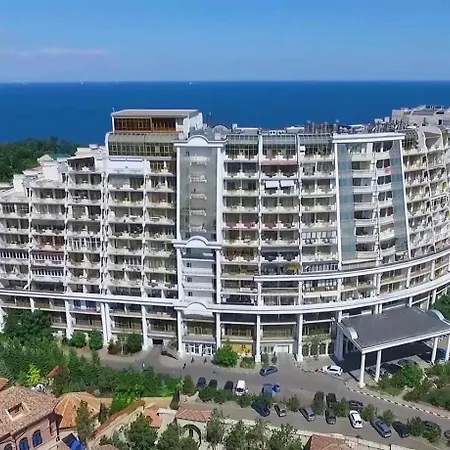 Arcadia Palace 312 Apartment